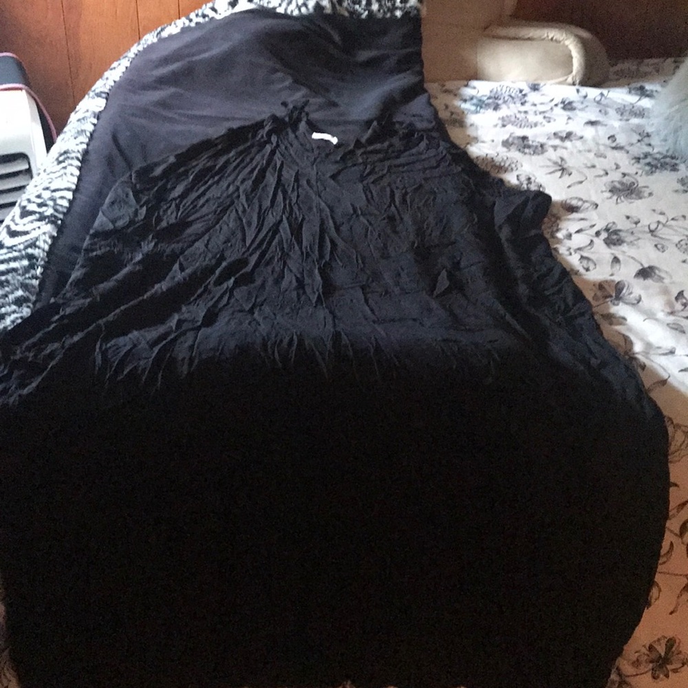 black maxi